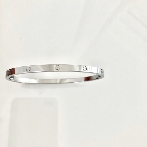 NEW Small Model Screw Cuff Bangle Love Bracelet with Screwdriver in Silver - Picture 6 of 14